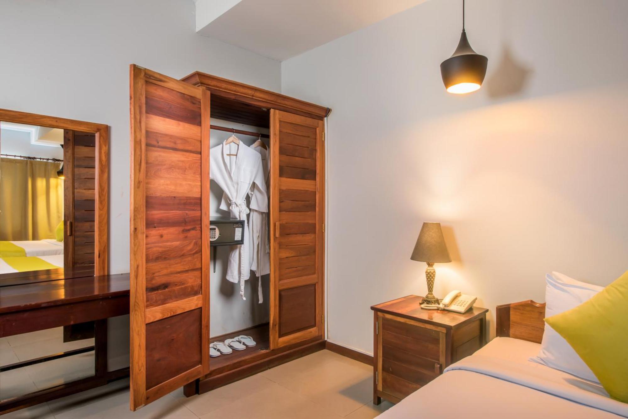 Samnak Lounge Otel Siem Reap Dış mekan fotoğraf